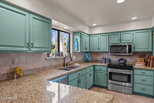 1130 N COYOTE Crossing, Wickenburg, AZ 85390