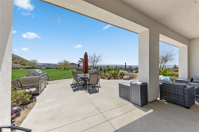 7631 Capstone Court, Riverside, CA 92506
