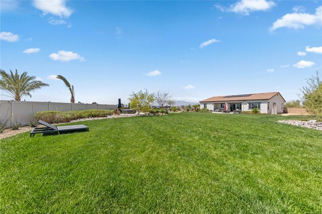 7631 Capstone Court, Riverside, CA 92506