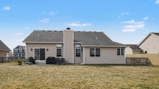 3634 Honeysuckle Circle, Saginaw Twp, MI 48603