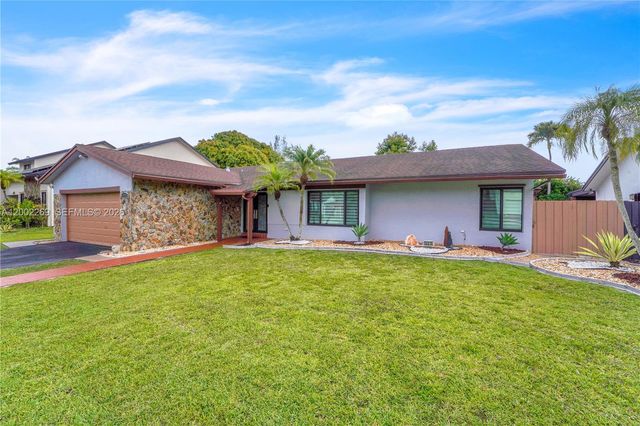 10615 SW 129th Ct, Miami, FL 33186