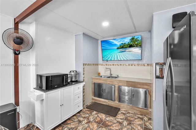 10615 SW 129th Ct, Miami, FL 33186