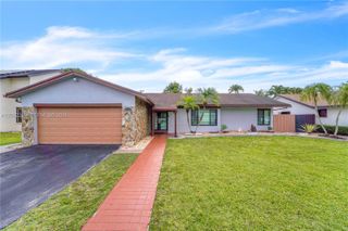 10615 SW 129th Ct, Miami, FL 33186