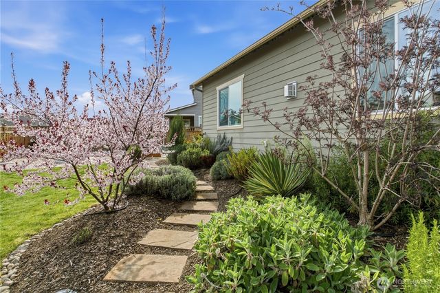 19510 136th Street E, Bonney Lake, WA 98391