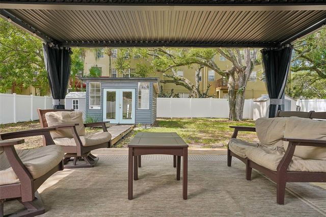 2934 W ELLIS DRIVE, Tampa, FL 33611