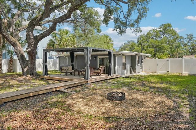 2934 W ELLIS DRIVE, Tampa, FL 33611