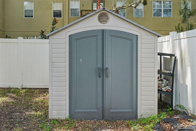 2934 W ELLIS DRIVE, Tampa, FL 33611