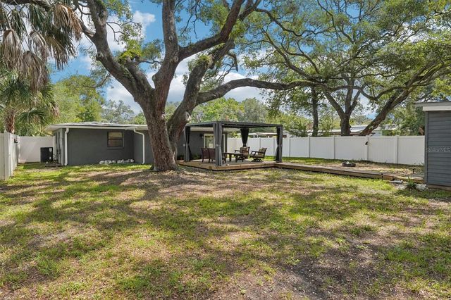 2934 W ELLIS DRIVE, Tampa, FL 33611