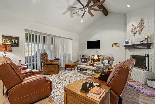 192 Grand Harbor Boulevard, Chico, TX 76431