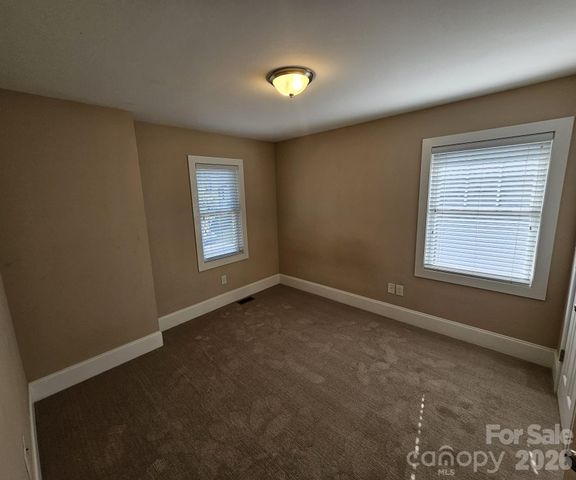 17 Lamar Avenue, Asheville, NC 28803