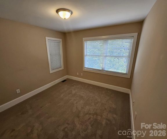 17 Lamar Avenue, Asheville, NC 28803