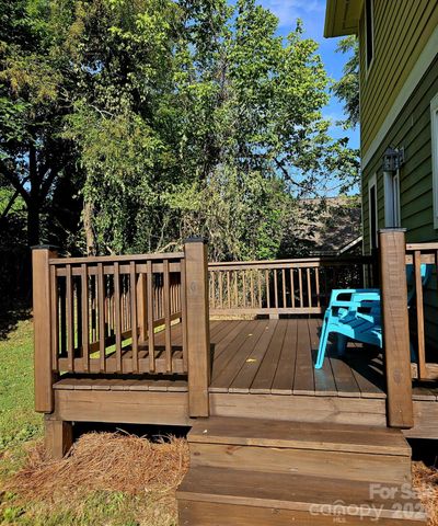 17 Lamar Avenue, Asheville, NC 28803