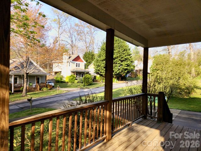 17 Lamar Avenue, Asheville, NC 28803