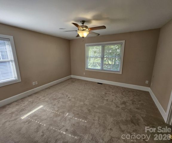 17 Lamar Avenue, Asheville, NC 28803