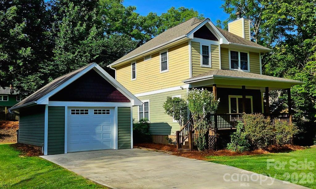 17 Lamar Avenue, Asheville, NC 28803