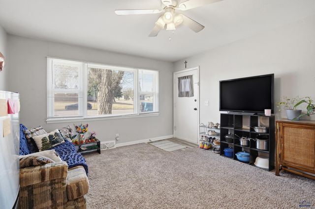 402 E INDIANA, Rapid City, SD 57701