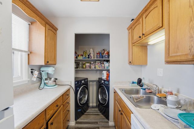 402 E INDIANA, Rapid City, SD 57701