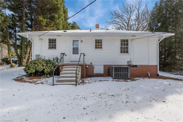 2119 Hubbard Street, Greensboro, NC 27405