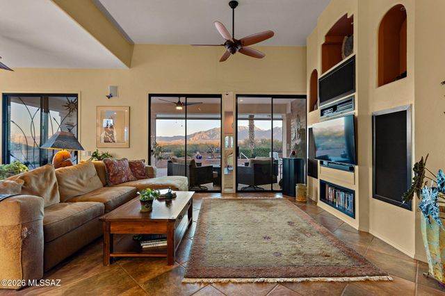 4365 S Royal Lytham Court, Green Valley, AZ 85622