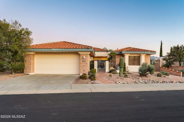 4365 S Royal Lytham Court, Green Valley, AZ 85622