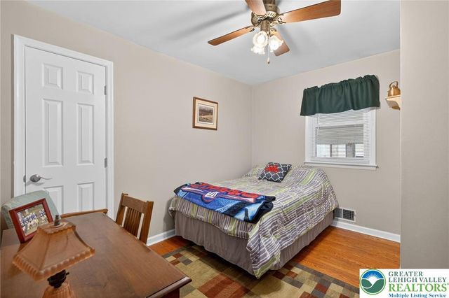 1984 Troxell Street, Hanover Twp, PA 18109