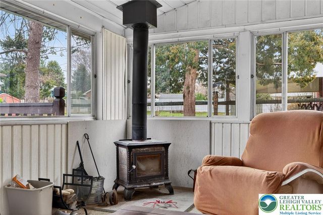 1984 Troxell Street, Hanover Twp, PA 18109