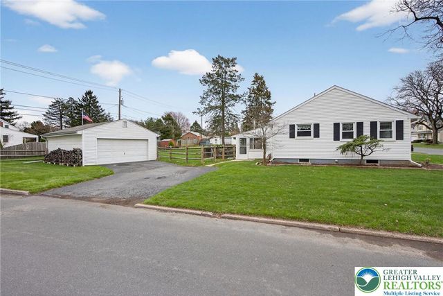 1984 Troxell Street, Hanover Twp, PA 18109