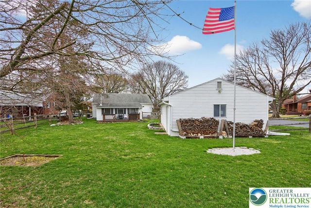 1984 Troxell Street, Hanover Twp, PA 18109