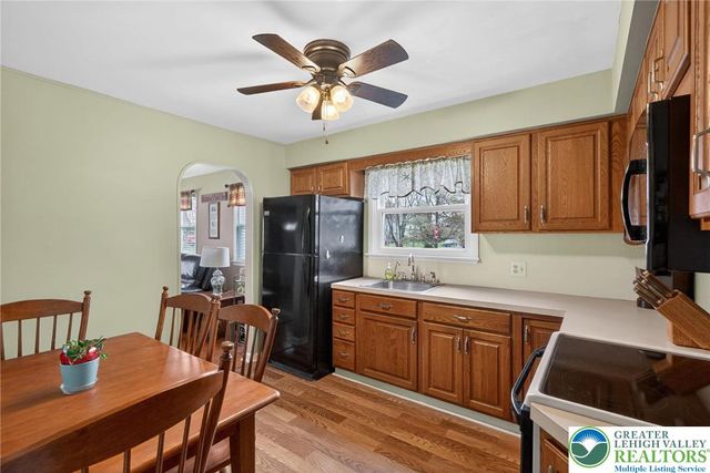 1984 Troxell Street, Hanover Twp, PA 18109