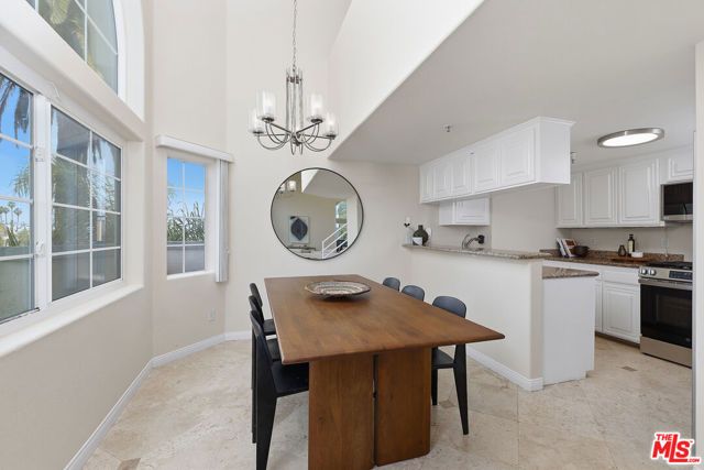 3900 Beethoven Street 302, Los Angeles, CA 90066