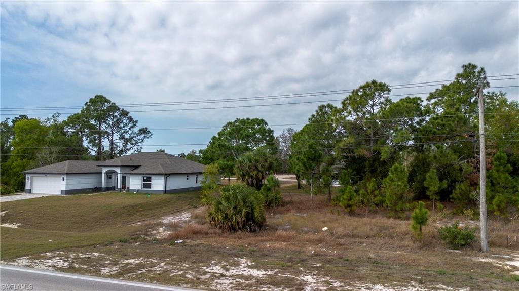 796 Bell BLVD S, LEHIGH ACRES, FL 33974 — photo 3