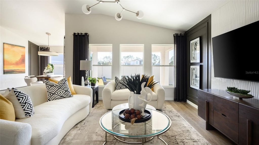 Image 16 of property listing at 4111 RIVER BEACON BOULEVARD, Davenport, FL 33837