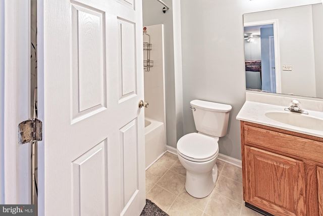25 MARBLE HOUSE DR, Bear, DE 19701
