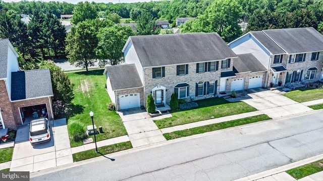 25 MARBLE HOUSE DR, Bear, DE 19701