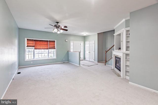 25 MARBLE HOUSE DR, Bear, DE 19701