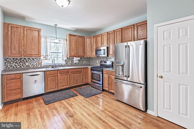 25 MARBLE HOUSE DR, Bear, DE 19701