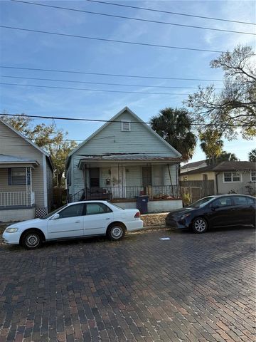 2310 W WALNUT STREET, Tampa, FL 33607
