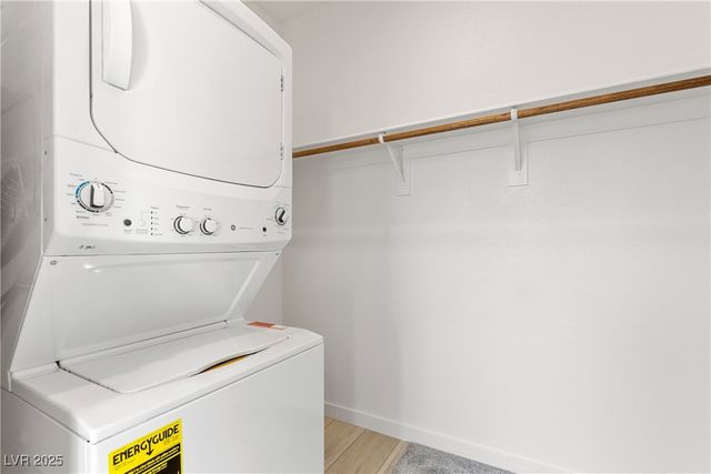 200 Viento Ridge Street, Henderson, NV 89012