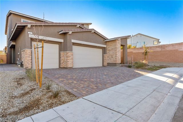 200 Viento Ridge Street, Henderson, NV 89012