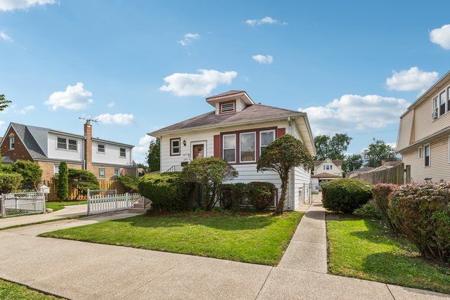 2917 N Rutherford Avenue, Chicago, IL 60634