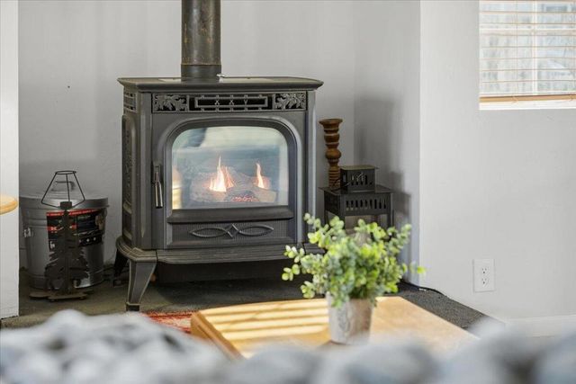 913 Mount Doble Drive, Big Bear, CA 92314