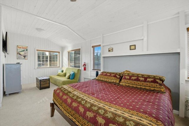 913 Mount Doble Drive, Big Bear, CA 92314