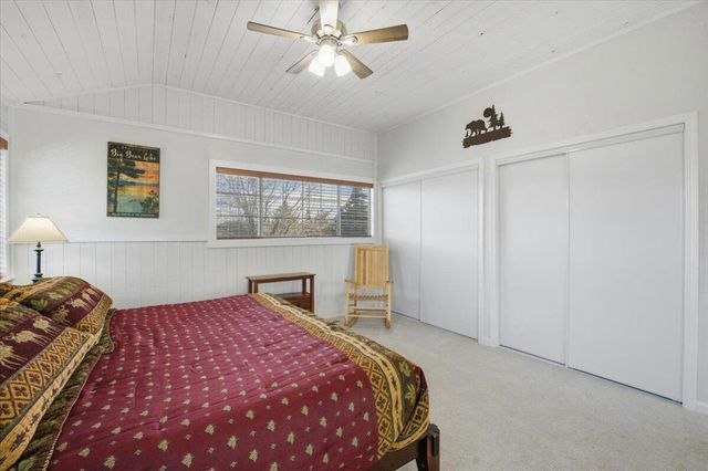 913 Mount Doble Drive, Big Bear, CA 92314