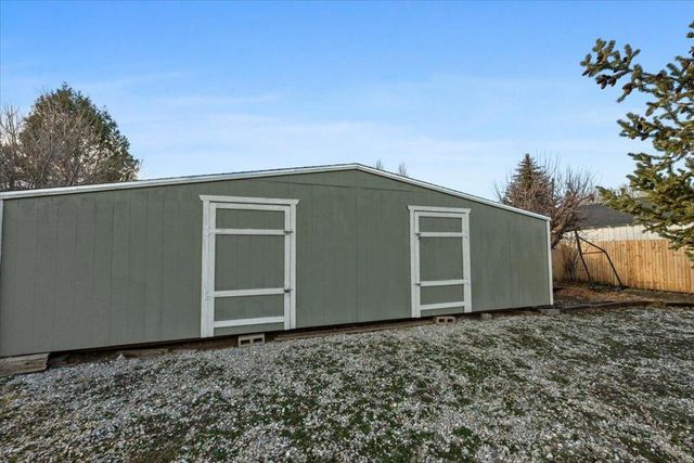 913 Mount Doble Drive, Big Bear, CA 92314