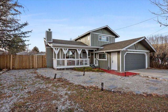 913 Mount Doble Drive, Big Bear, CA 92314