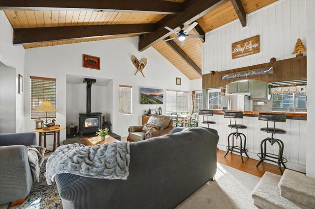 913 Mount Doble Drive, Big Bear, CA 92314