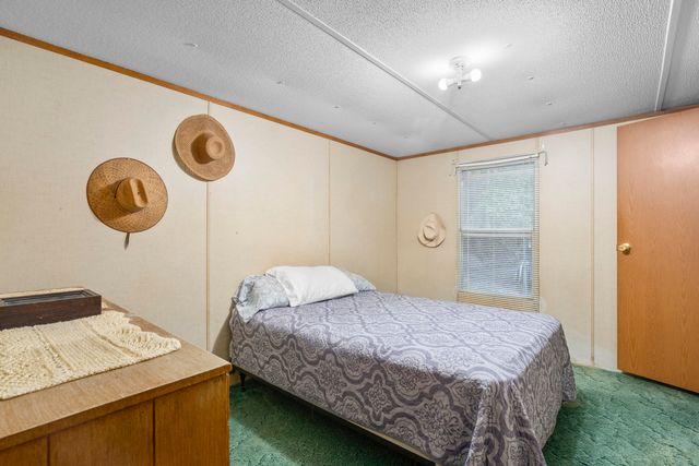 17410 E 900 Road, Stockton, MO 65785