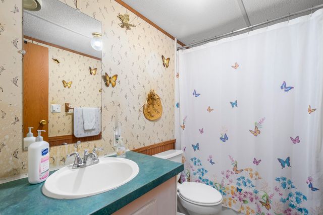 17410 E 900 Road, Stockton, MO 65785