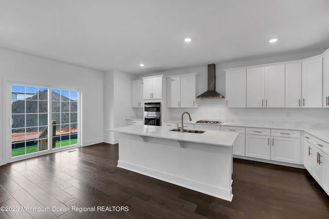 110 Woolley Court, Ocean Twp, NJ 07755