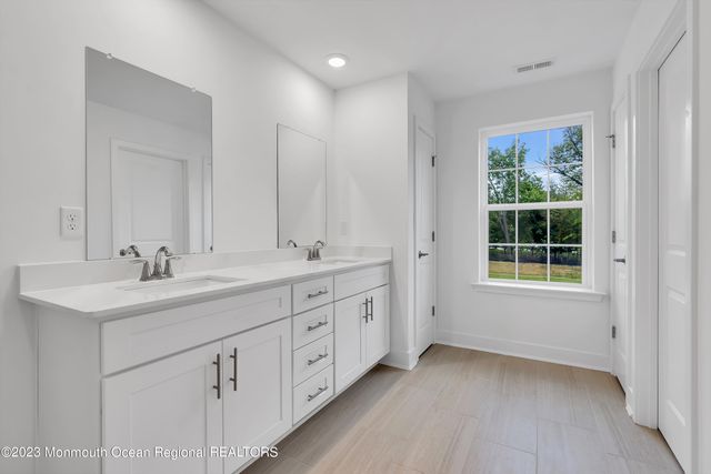 110 Woolley Court, Ocean Twp, NJ 07755